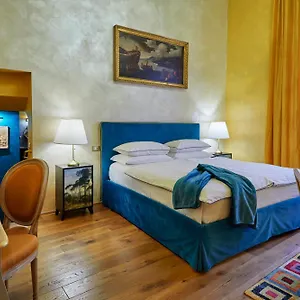 ***** Bed & Breakfast Palazzo Di Alcina - Residenza D'epoca - Luxury Italia